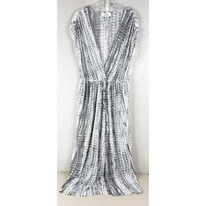 Love Is For Eternity Medium Gray & White Swim Coverup Sheer Poly/Span 50"LEUC